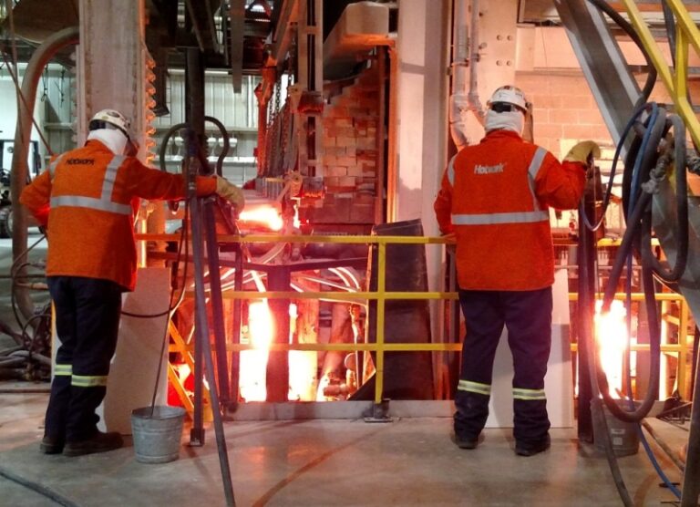 2014, USA, Typical Double Tap Float Furnace Glass Drain