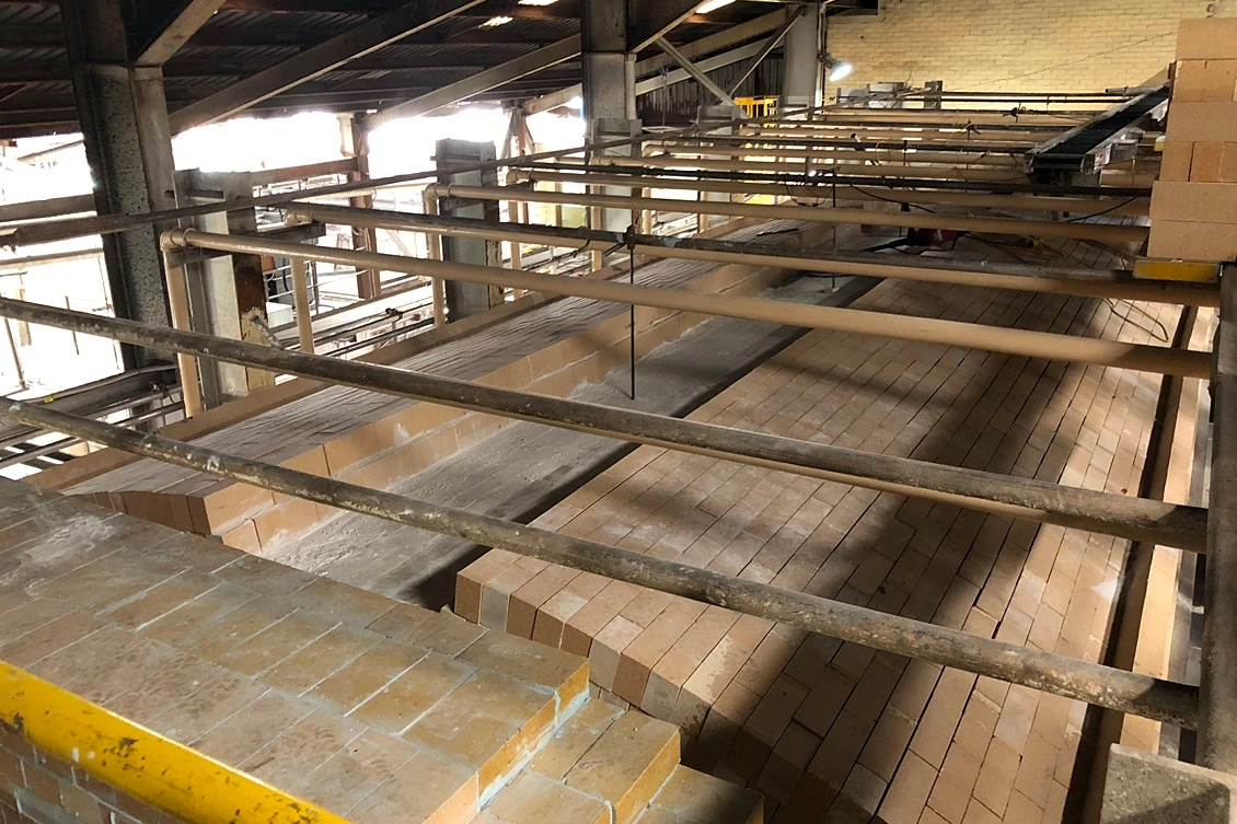 refractory dryout process for glass furnace startup
